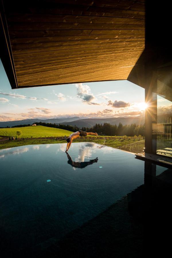 Aeon Hotel - Adults Only Bed & Breakfast Soprabolzano Esterno foto