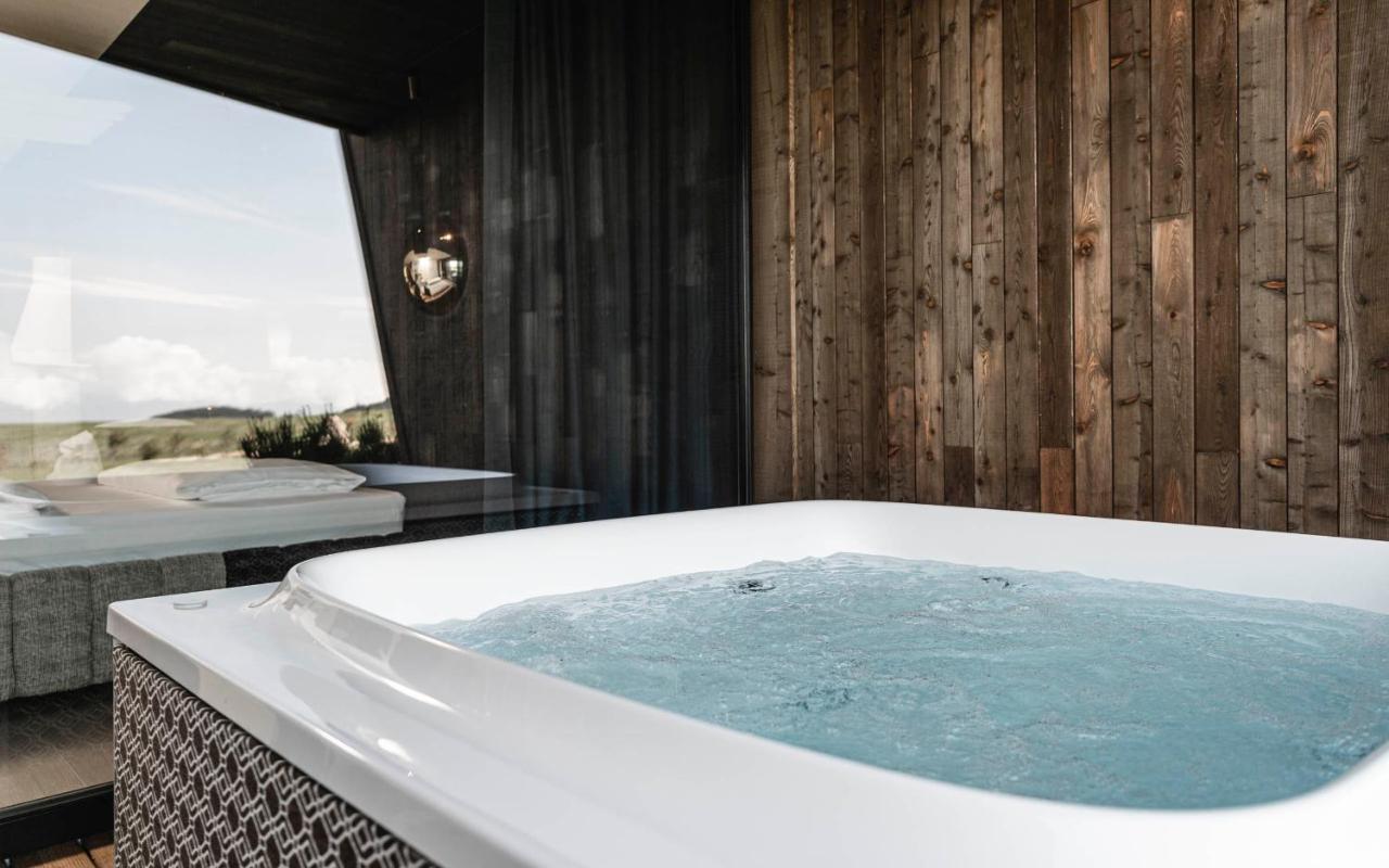 Aeon Hotel - Adults Only Bed & Breakfast Soprabolzano Esterno foto