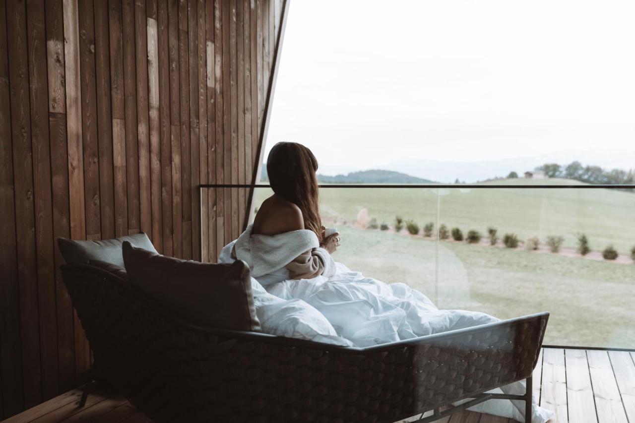 Aeon Hotel - Adults Only Bed & Breakfast Soprabolzano Esterno foto