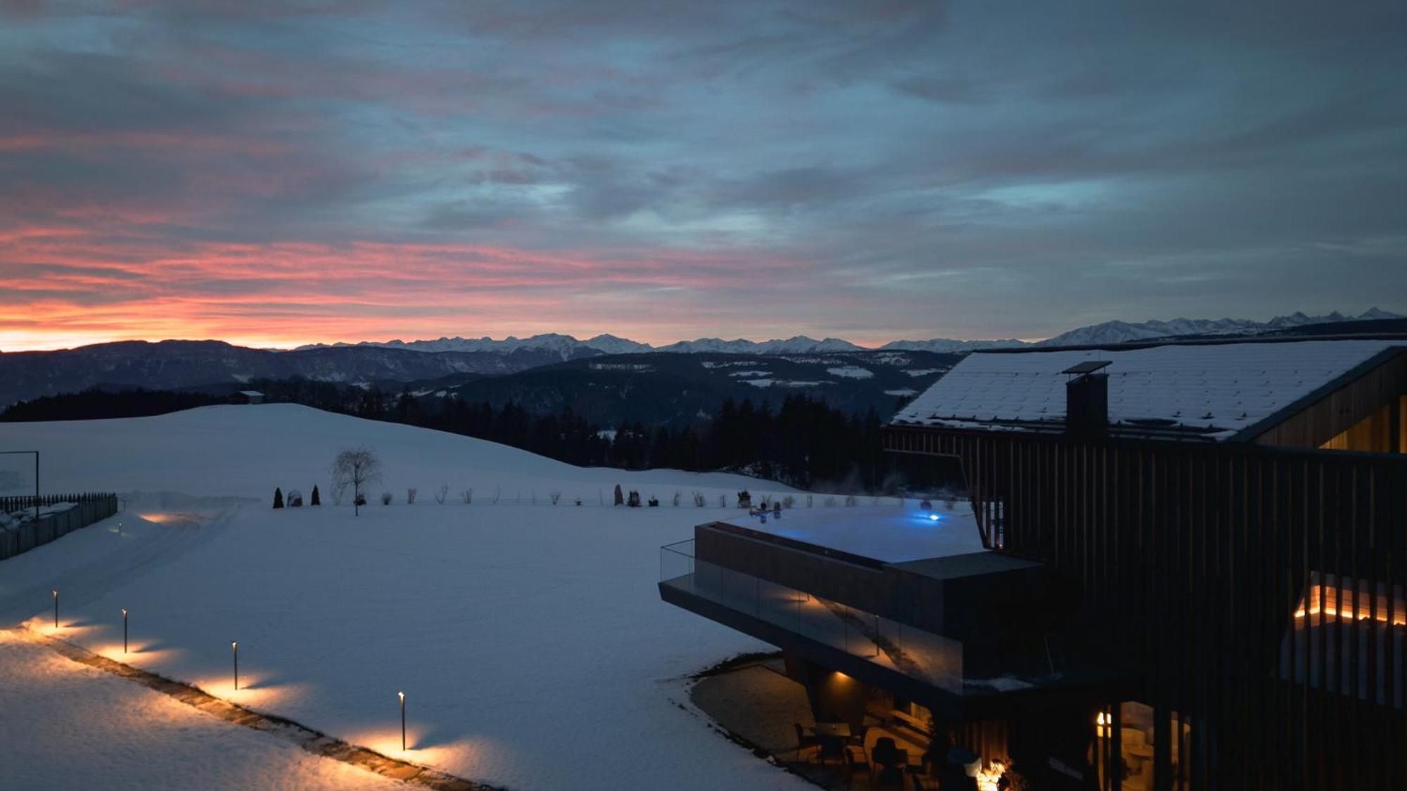 Aeon Hotel - Adults Only Bed & Breakfast Soprabolzano Esterno foto