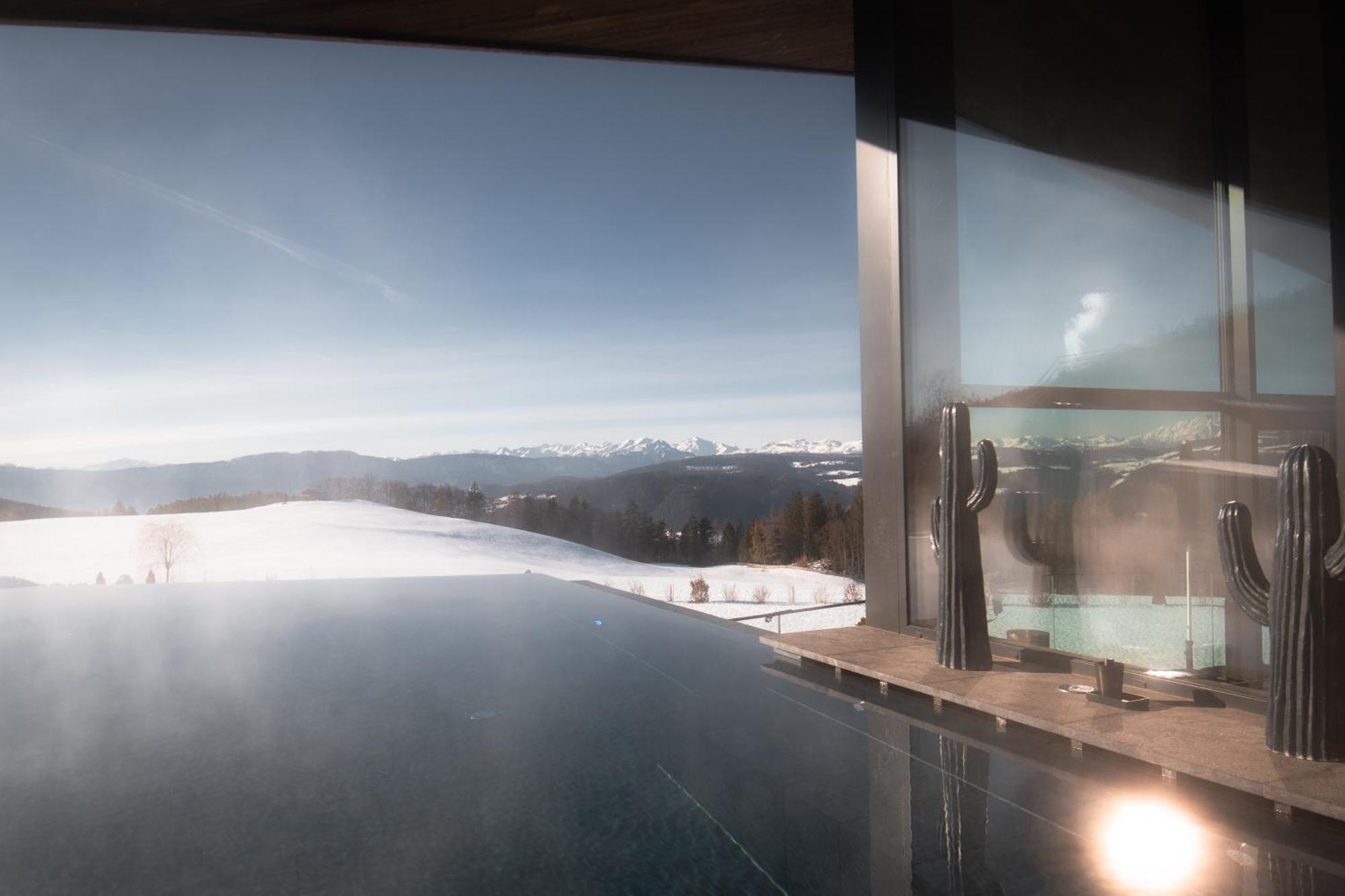 Aeon Hotel - Adults Only Bed & Breakfast Soprabolzano Esterno foto